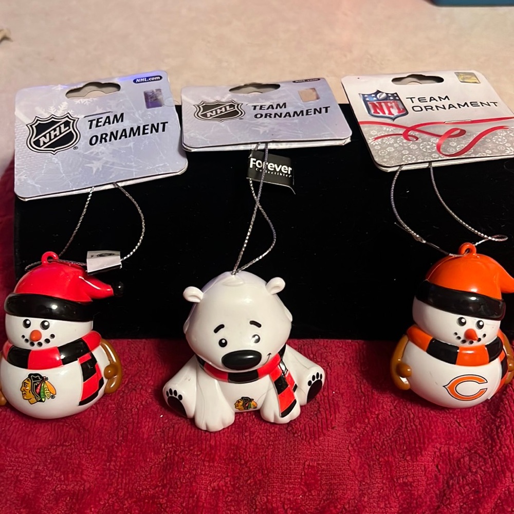 New NFL and NHL - Chicago Bears and Blackhawks snowman and bear Ornament,